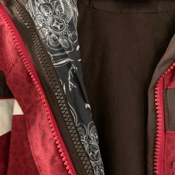 Women’s Columbia Ski Jacket and double coat - Picture 3 of 7